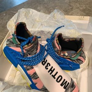 PHARRELL WILLIAMS SOLAR Pink/Yellow